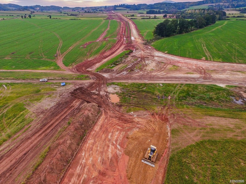 Budowa drogi ekspresowej S3, najnowsze zdjęcia z odcinka Bolków - Kamienna Góra