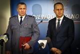 Nagroda wojewody za załapanie bombiarza dla pięciu policjantów