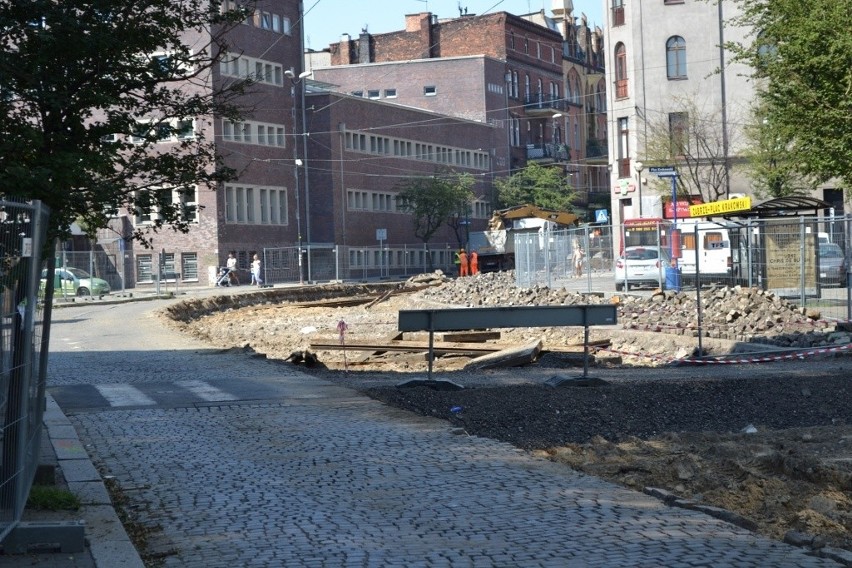 Zabrze: trwa remont torowisk tramwajowych. Zobaczcie ZDJĘCIA