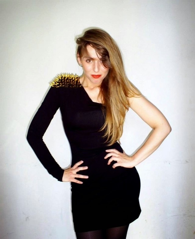 Natalia Ślizowska- designer/projektantka ubioru, obuwia i dodatków galanterii skórzanej. Zagłosuj wysyłając SMS o treści DKOB.23 na numer 72355. Koszt SMS-a 2,46 zł z VAT.