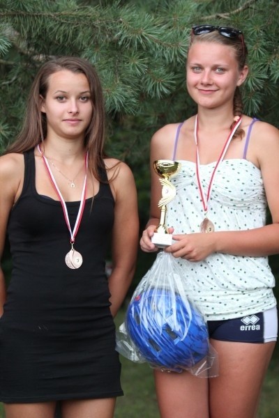 Marta Skiba i Angelika Olbryś w sezonie zasadniczym broniły barw ostrołęckiego klubu Nike.