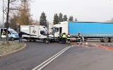 Wypadek w Jastrzębiu. Tir staranował ciężarówkę na skrzyżowaniu