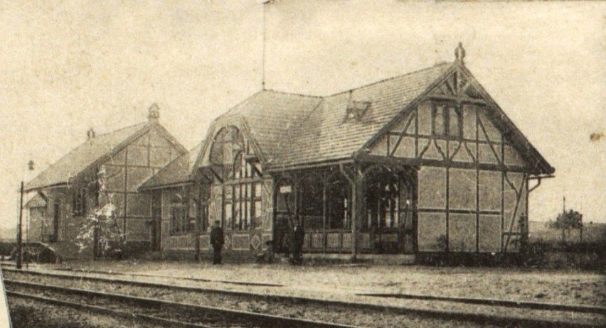 Stacja istniała w Strzelcach już w XIX wieku. Przestał...