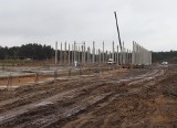 Trwa budowa olbrzymiego centrum logistycznego na radomskim Wincentowie. Po zakończeniu inwestycji będzie aż 5 hektarów „pod dachem”