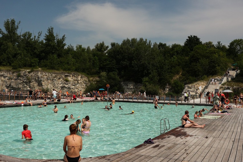 Kąpielisko na Zakrzówku to doskonałe miejsce na upalne dni....