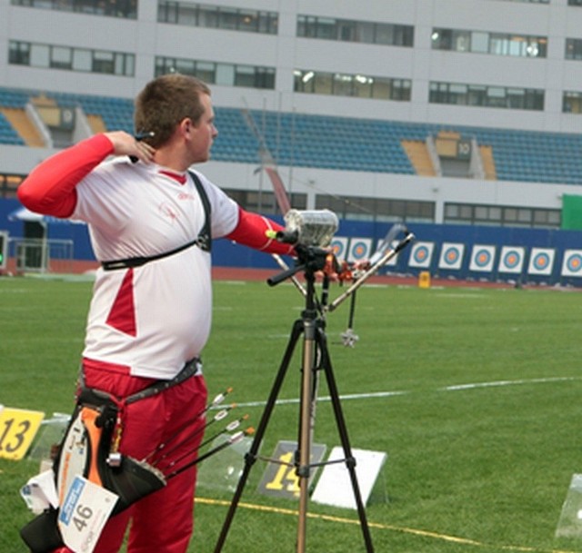 Piotr Nowak nie wystartuje na igrzyskach w Londynie. W tym roku nie zostanie więc pierwszym olimpijczykiem z powiatu jędrzejowskiego. 