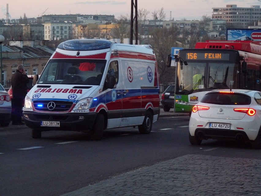 Ul. Lubartowska: Trolejbus potrącił pieszego...