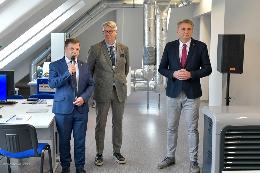 Na Politechnice Opolskiej otwarto nowe laboratorium.