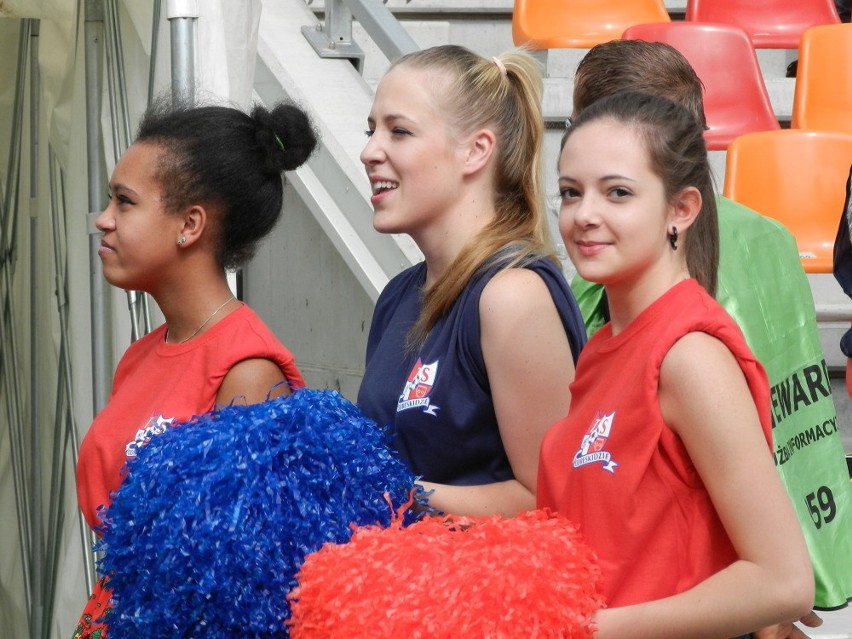 Bielskie cheerleaderki na meczu Podbeskidzie Bielsko-Biała -...