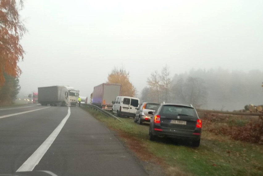 Zachodniopomorskie: Tragiczny poranek na drogach. Dwie osoby zginęły 