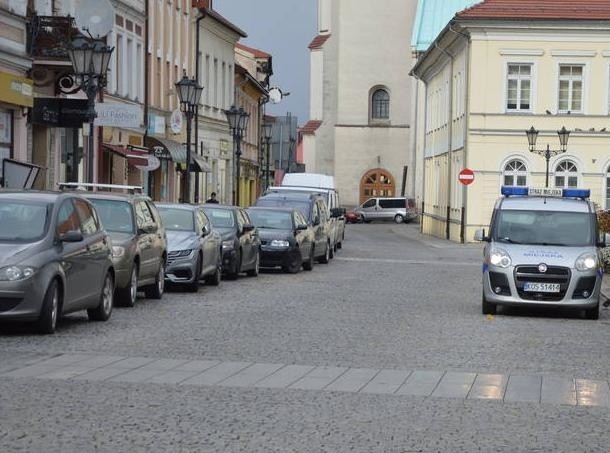 Oświęcim. W noc sylwestrową Rynek będzie zamknięty dla ruchu samochodowego. Nie będą także przejezdne ulice dochodzące do Rynku