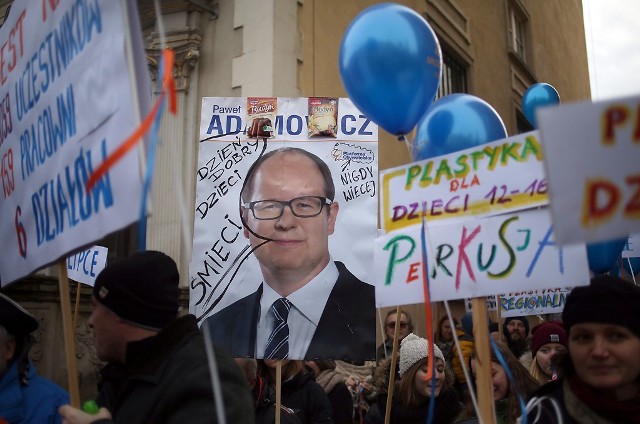 W ostatnich tygodniach w Gdańsku odbyło się kilka protestów przeciwko reorganizacji szkół  w mieście.