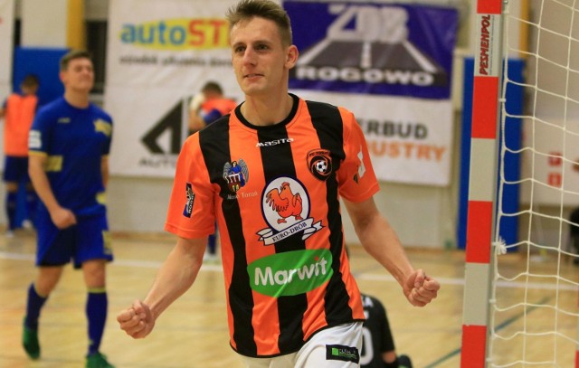 Michał Wojciechowski chce walczyć o medale z FC Toruń w Futsal Ekstraklasie.