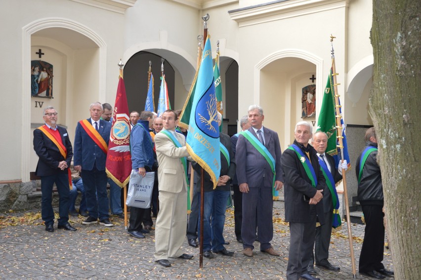 Pielgrzymka hodowców gołębi na Górę św. Anny