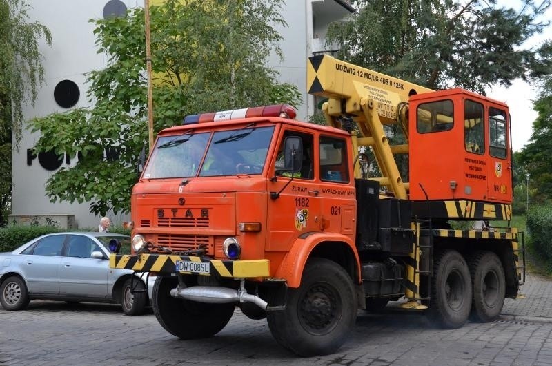 Półtonowa bomba lotnicza na Popowicach. 250 osób ewakuowanych (ZDJĘCIA)