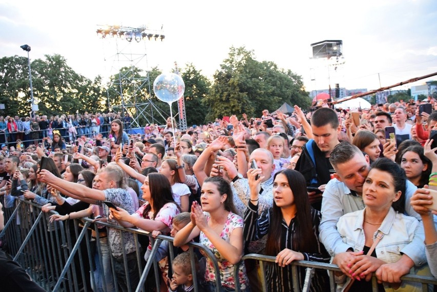 Dwudniowy festiwal Disco pod Gwiazdami przyciągnął tłumy...