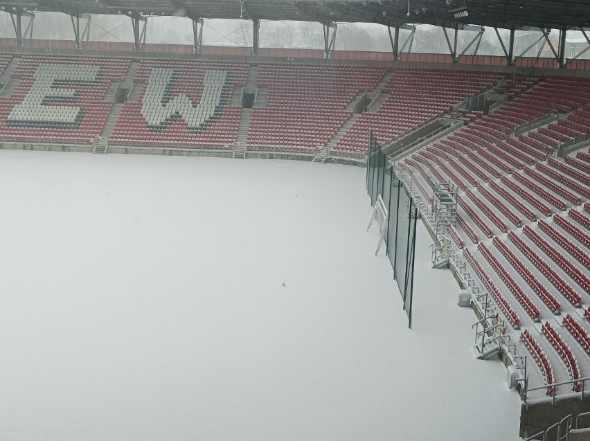Jest decyzja! Mecz Widzewa Łódź z Jagiellonią Białystok odbędzie się, ale pół godziny później o 21.00