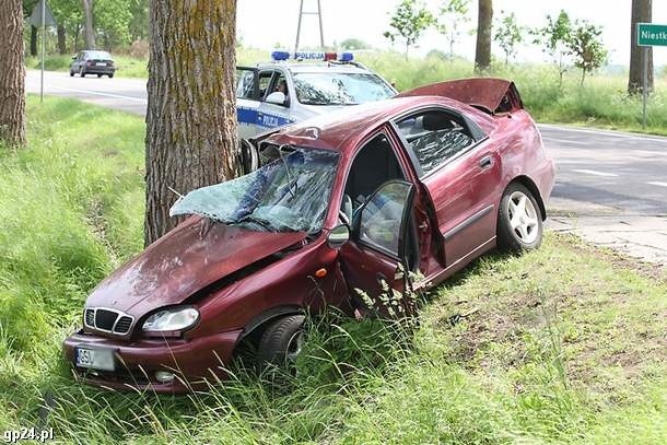 W ciągu pierwszych sześciu miesięcy tego roku na drogach zginęło już ponad 1400 osób.