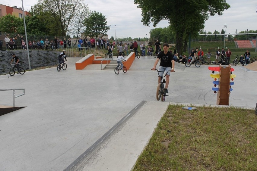 Pokaz ekstremalnej jazdy na skateparku [FOTO]