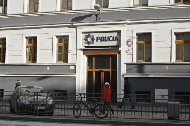 Remont gmachu Komisariatu Policji Wrocław-Rakowiec przy ul. Traugutta skończył się w grudniu 2013 roku