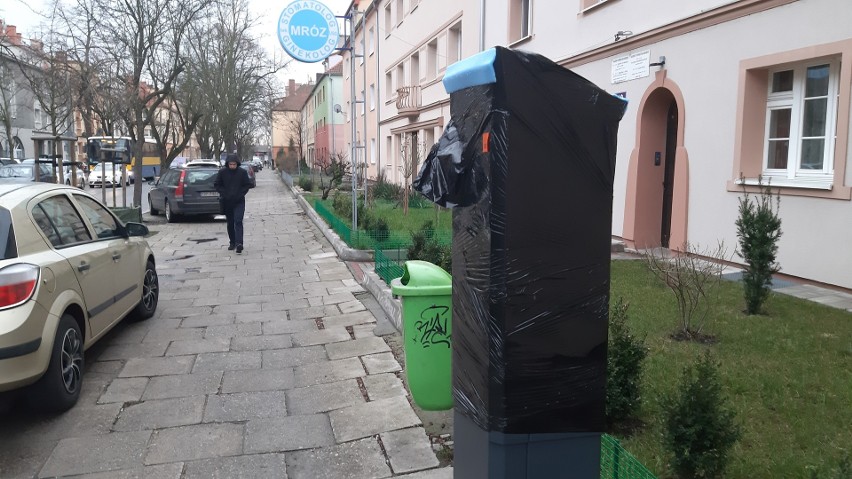 Strefa płatnego parkowania w Opolu będzie większa. Kolejne parkomaty pojawiają się na ulicach miasta. Zobacz gdzie