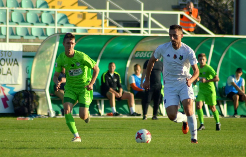 Stal Stalowa Wola pokonała w Boguchwale Rozwój Katowice 4:0....