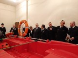 Strażacy w Dretyniu dostali łódź, a strażacy w Świerzenku auto (zdjęcia)