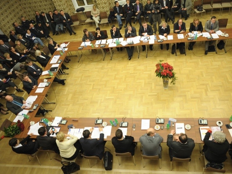 Radni zmniejszyli pensję prezydenta Opola.