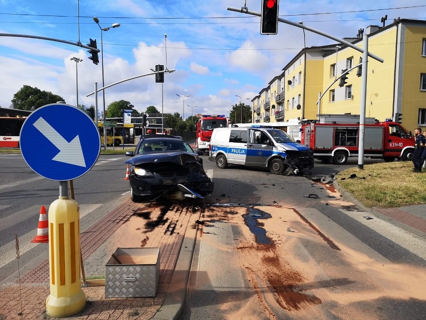 Wypadek w rejonie skrzyżowania ul. Pokoju z ul....