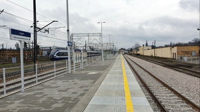 Tak prezentuje się wyremontowany peron w Skarżysku-Kamiennej. Więcej na kolejnych zdjęciach