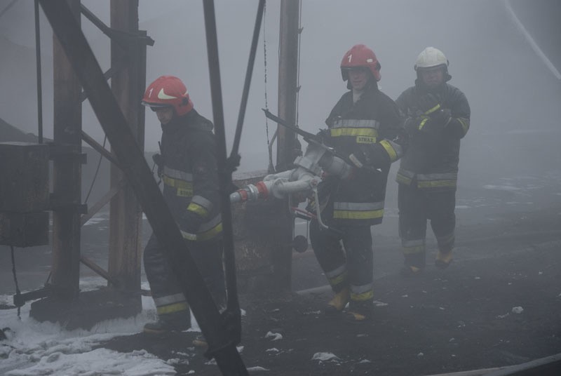 Pozar po zderzeniu pociągów
Pozar po zderzeniu pociągów