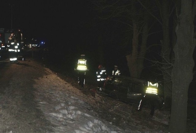 Teraz przyczyny i szczegółowe okoliczności wypadku ustalają funkcjonariusze z Komendy Powiatowej Policji w Sokółce.