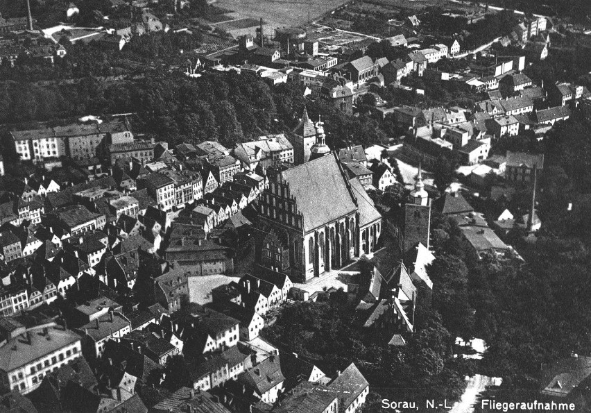 Zdjęcia lotnicze Żar sprzed blisko 100 lat. Rozpoznacie na...