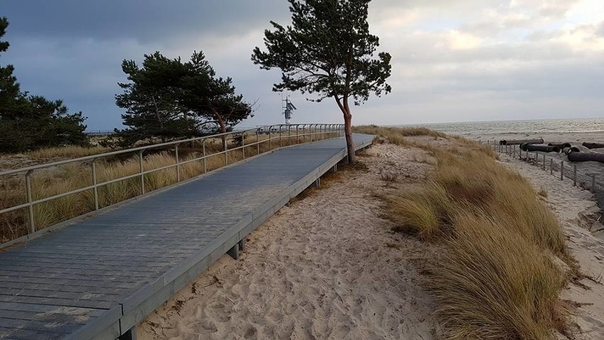 Przybywa Polski. Urząd Morski na cyplu usypał plażę [ZDJĘCIA, WIDEO