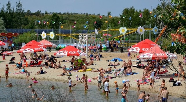 Otwarcie sezonu na specjalnie wydzielonym kąpielisku na terenie Jura Parku w Krasiejowie rusza w sobotę o godz. 10.00.