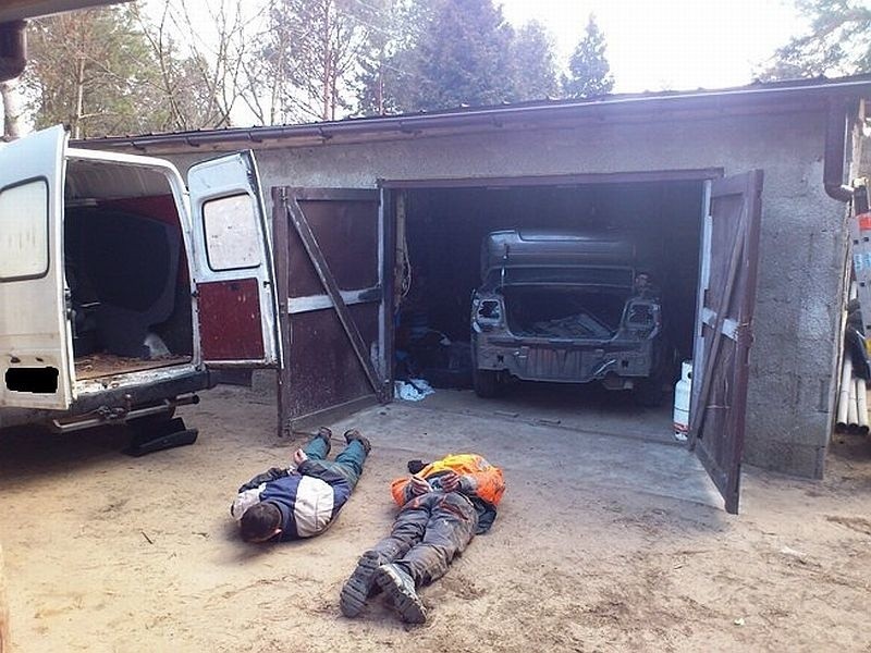 Ostrołęccy policjanci rozbili gang złodziei samochodów. Wpadli po tym jak ukradli u nas toyotę