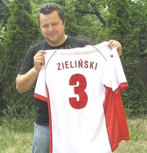 Dariusz Mazur pojedzie na mecz w koszulce, którą otrzymał od Jacka Zielińskiego
