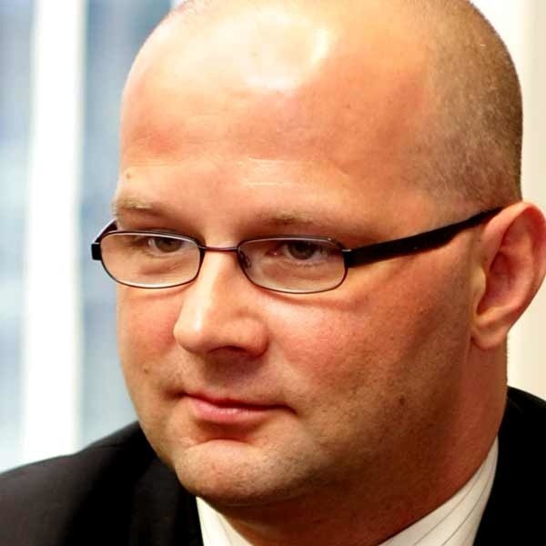 Maciej Olszak, dyrektor biura zarządu i organizacji.