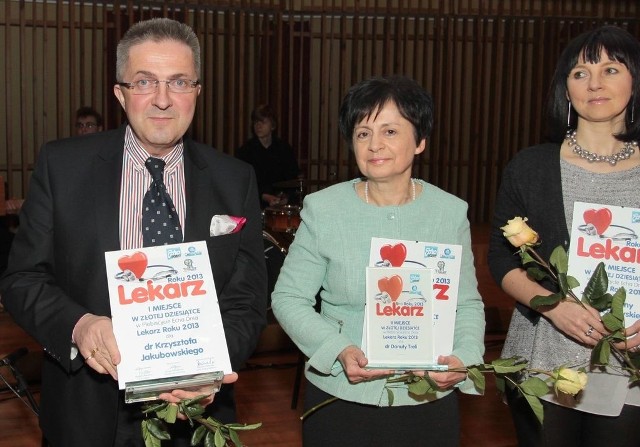 Lekarze ze Złotej Dziesiątki: Krzysztof Jakubowski z Pionek, Danuta Trela z Kozienic i Justyna Zajączkowska z Szydłowca.