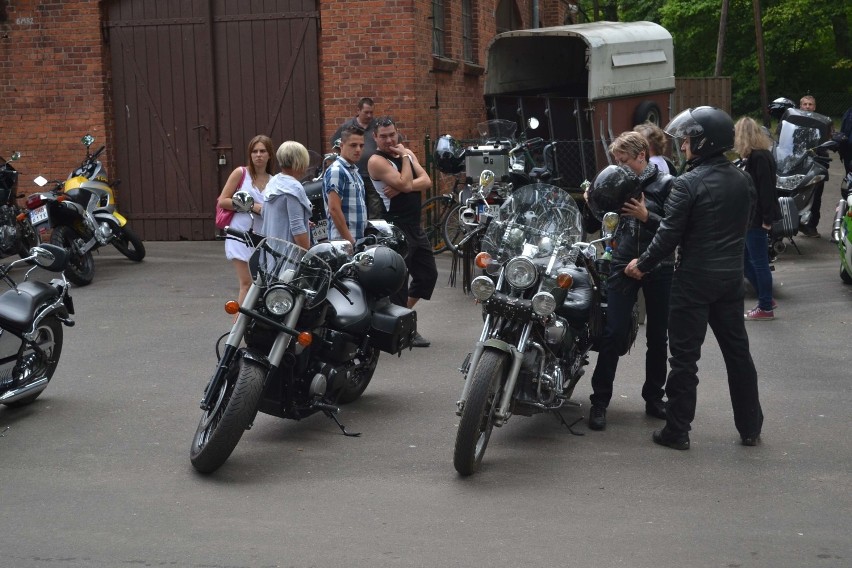 Starogard stado: Zabytkowe auta i motocykle na Zlocie [WIDEO, ZDJĘCIA]