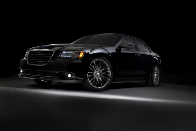 Chrysler 300C John Varvatos / Fot. Chrysler