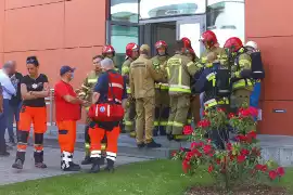 Ewakuacja na Wydziale Chemii. Wszystkie służby na miejscu [ZDJĘCIA]