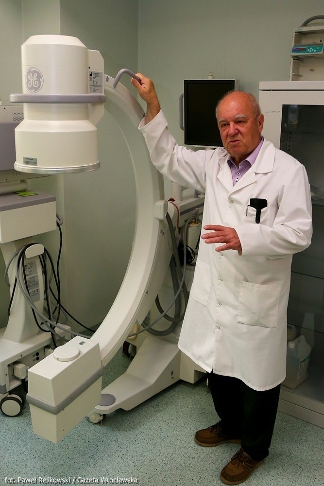 prof. dr hab. Andrzej Kűbler, szef Kliniki Anestezjologii i...