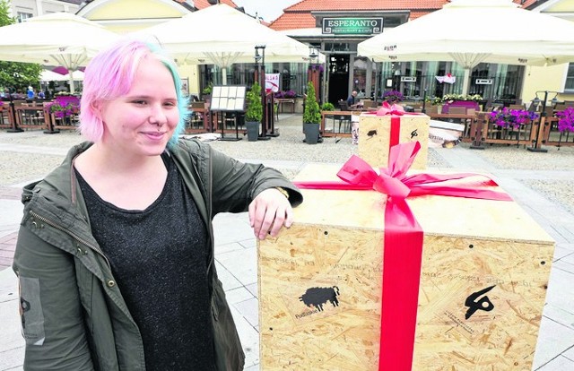 Karolina Wysocka, uczennica liceum plastycznego w Supraślu zaprasza wszystkich w czwartek na finał akcji Ogrodnicy