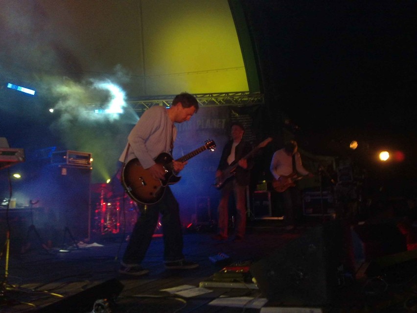 Muszla Fest 2010 - Na scenie 
Something Like Elvis