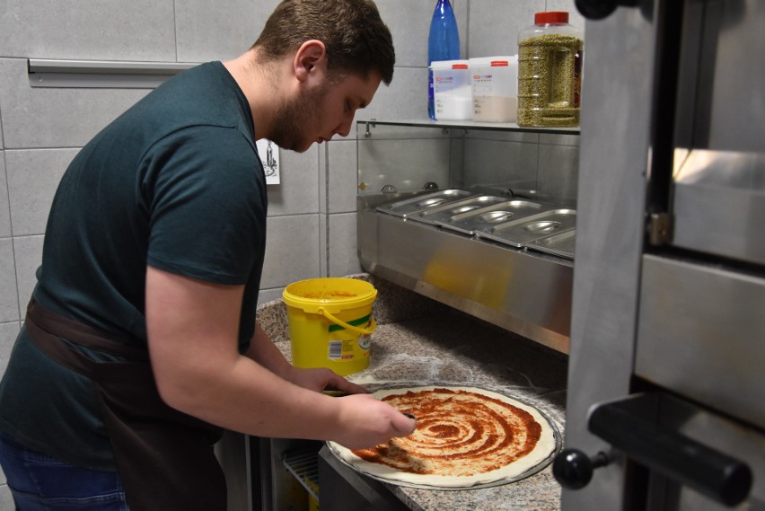 Nowy lokal na Osiedlu Na Stoku w Kielcach. Pizzeria Felicita już otwarta (WIDEO, zdjęcia)