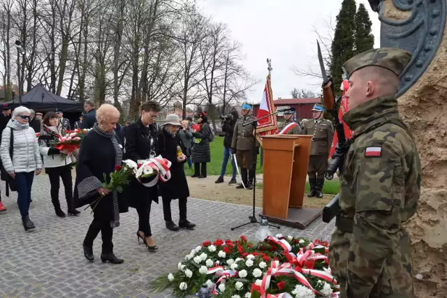 W Pruszczu Gdańskim w  83. rocznicę zbrodni katyńskiej upamiętniono jej ofiary