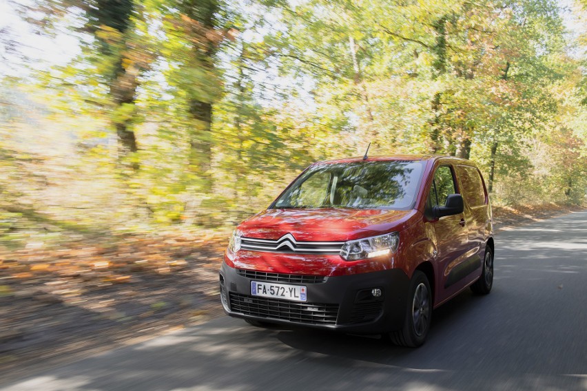 Peugeot Partner i Citroen Berlingo na przestrzeni lat...