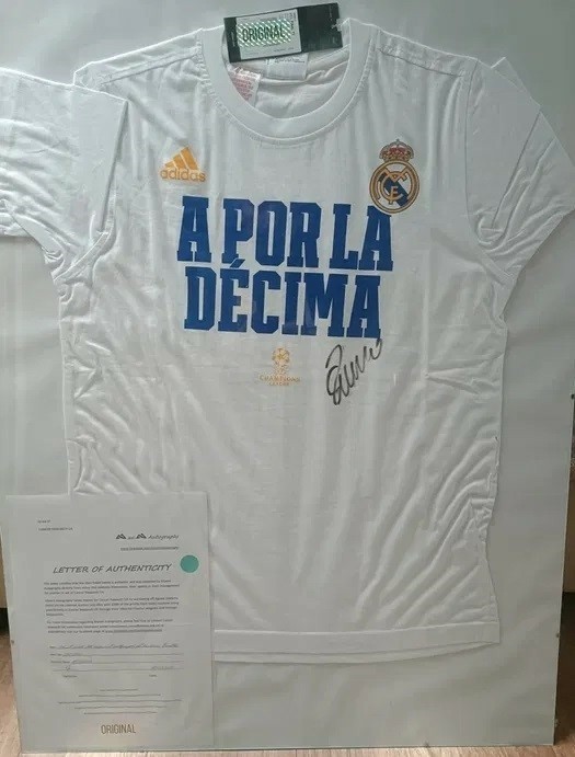 Koszulka Realu Madryt z autografem Cristiano Ronaldo....