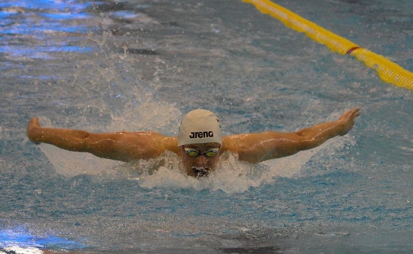 Najlepsi polscy pływacy rywalizują w Ostrowcu na Grand Prix Pucharu Polski [ZDJĘCIA]